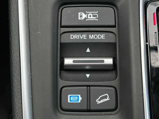 Honda CR-V e:PHEV 2.0 17.7kWh Advance Tech SUV 5dr Petrol Plug-in Hybrid eCVT Euro 6 (s/s) (184 ps 