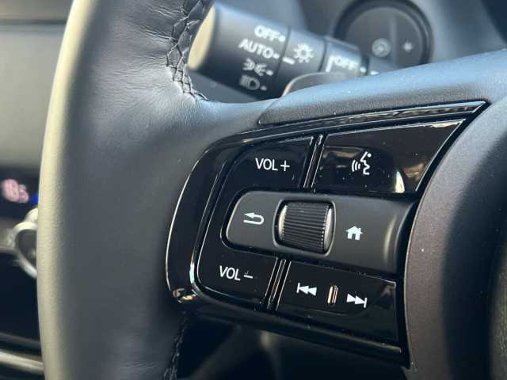 Honda HR-V e:HEV 1.5 h i-MMD e: HEV Advance SUV 5dr Petrol Hybrid CVT Euro 6 (s/s) (131 ps) 