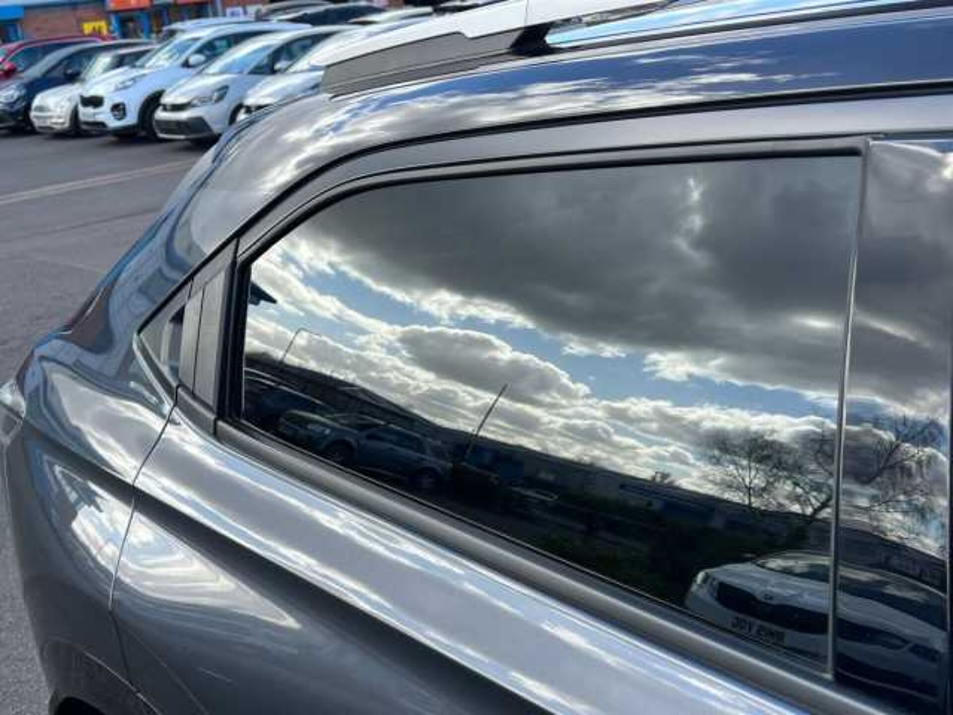 Honda HR-V Hybrid 1.5 h i-MMD Advance Style SUV 5dr Petrol Hybrid CVT Euro 6 (s/s) (131 ps) 