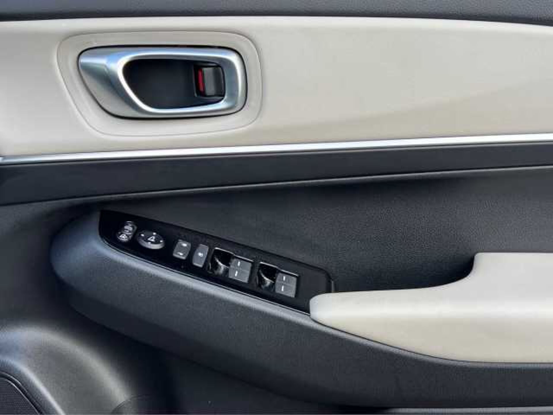 Honda HR-V Hybrid 1.5 h i-MMD Advance Style SUV 5dr Petrol Hybrid CVT Euro 6 (s/s) (131 ps) 