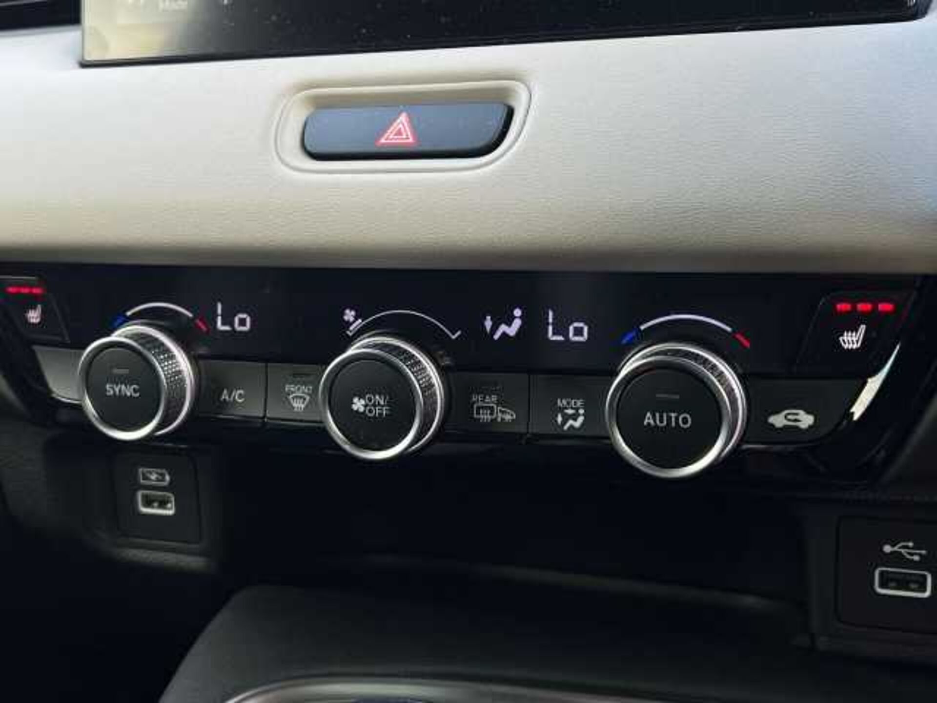 Honda HR-V Hybrid 1.5 h i-MMD Advance Style SUV 5dr Petrol Hybrid CVT Euro 6 (s/s) (131 ps) 