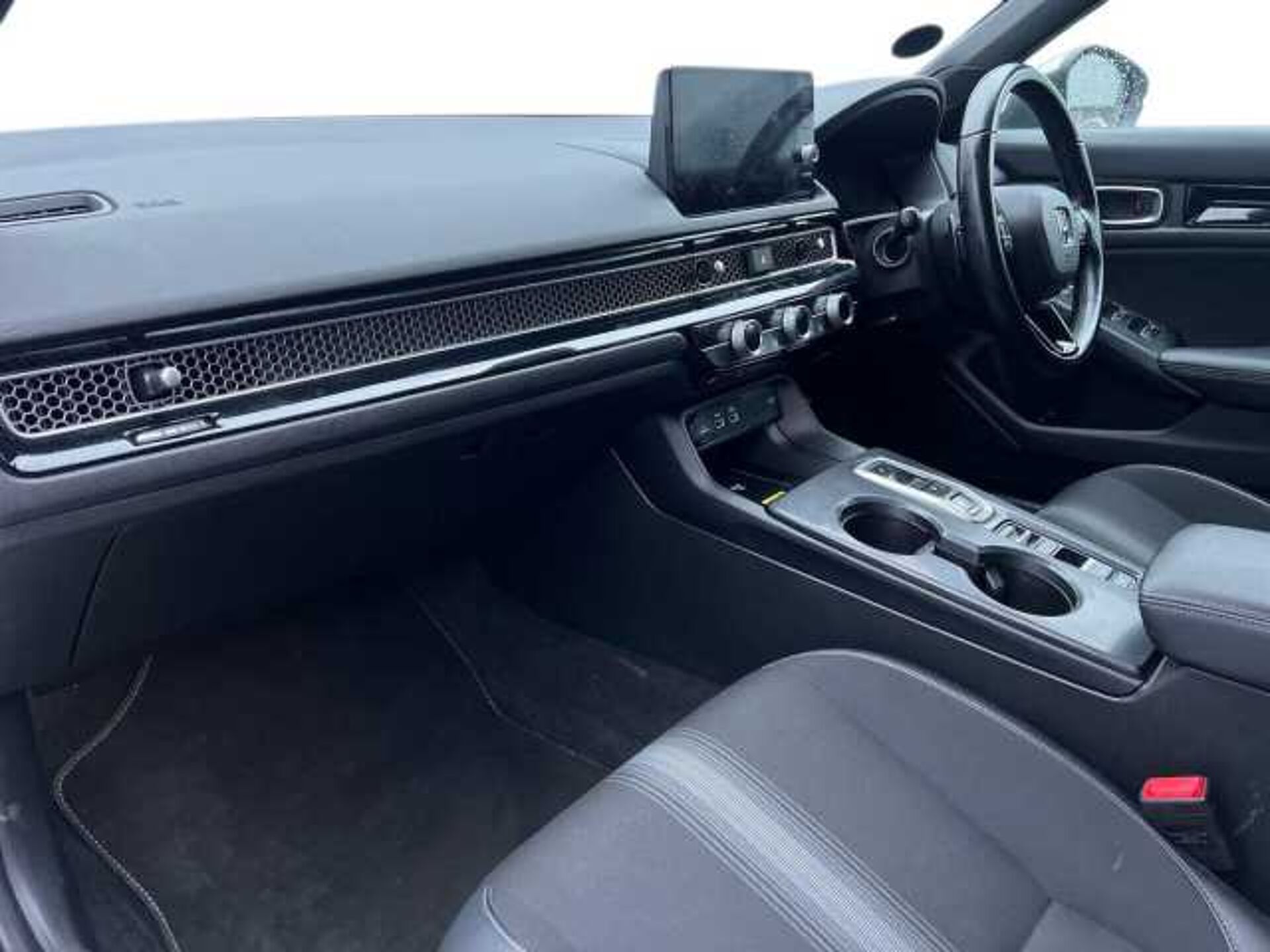 Honda Civic 2.0 h i-MMD Sport Hatchback 5dr Petrol Hybrid eCVT Euro 6 (s/s) (184 ps) 