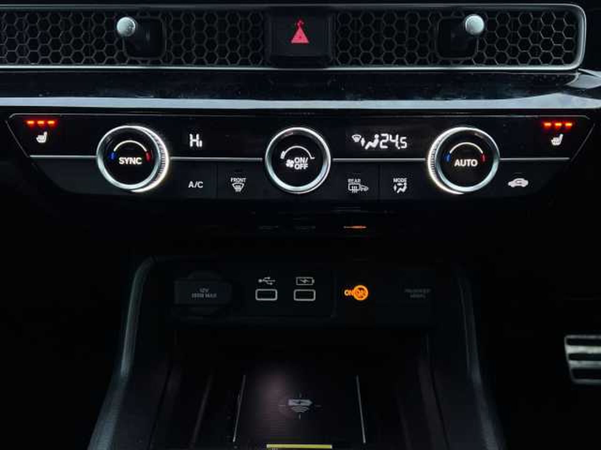 Honda Civic 2.0 h i-MMD Sport Hatchback 5dr Petrol Hybrid eCVT Euro 6 (s/s) (184 ps) 