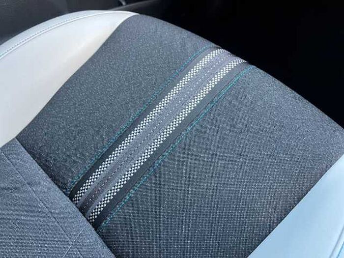 Honda HR-V Hybrid Advance Style+ I-Mmd 