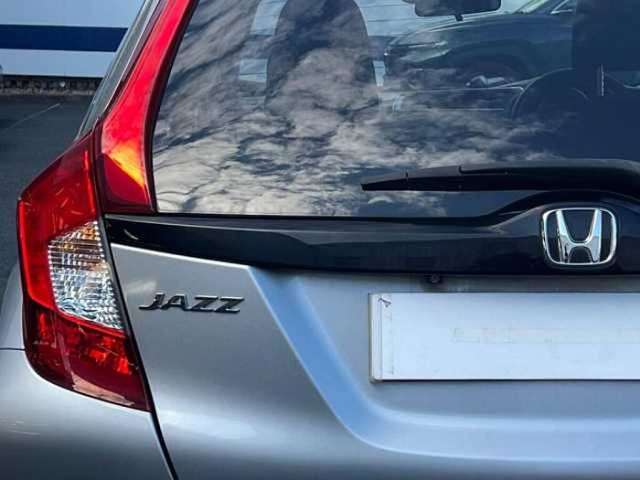 Honda Jazz Ex Navi I-Vtec Cvt 