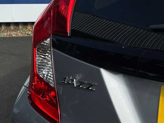 Honda Jazz Ex Navi I-Vtec Cvt 