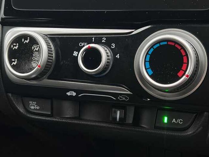 Honda Jazz Se I-Vtec Cvt 