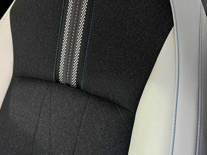 Honda HR-V Hybrid Advance Style+ I-Mmd 