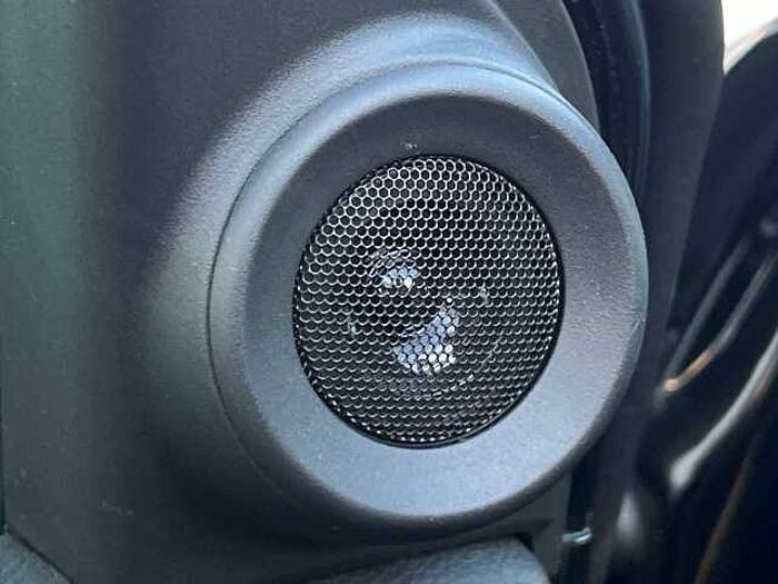 Honda CR-V Hybrid 2.0 h i-MMD SR SUV 5dr Petrol Hybrid eCVT 4WD Euro 6 (s/s) (184 ps) 