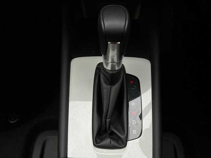 Honda Jazz Hybrid Advance I-Mmd Cvt 