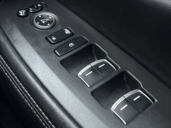 Honda ZR-V e:HEV 2.0 h i-MMD Elegance SUV 5dr Petrol Hybrid eCVT Euro 6 (s/s) (184 ps) 