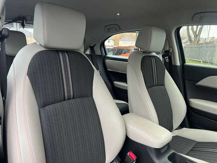 Honda HR-V Hybrid 1.5 h i-MMD Advance Style SUV 5dr Petrol Hybrid CVT Euro 6 (s/s) (131 ps) 